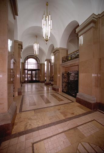 Hall glowny PK 5.jpg